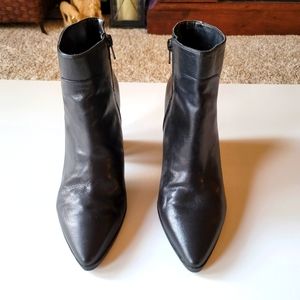 Nine West Women's Lezark Leather Ankle Booties, Black, Size 10